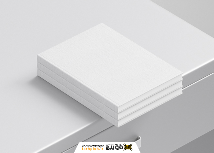 دانلود موکاپ کتاب روی میز به حالت ایستاده و خوابیده