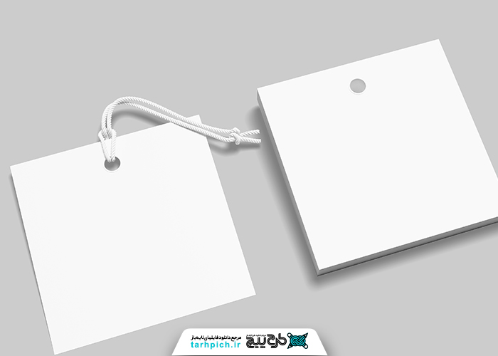 دانلود پک موکاپ تگ لباس مربع با نخ سفید رنگ