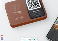 دانلود موکاپ آیفون همراه استند منو دیجیتال
