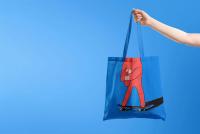 دانلود موکاپ ساک دستی خرید پارچه ای با عکس دست