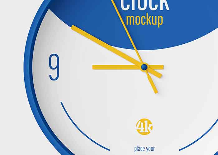 دانلود موکاپ ساعت دیواری با رنگ آبی و عقربه های زرد رنگ
