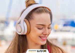 دانلود تصویر استوک تکنولوژی هدفون سفید