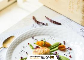 دانلود تصویر استوک صبحانه لذیذ با تزئین