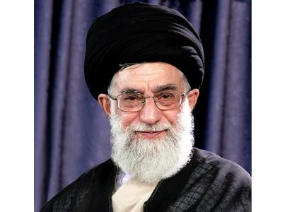 دانلود تصویر پرتره از امام خامنه ای با حالت شاد